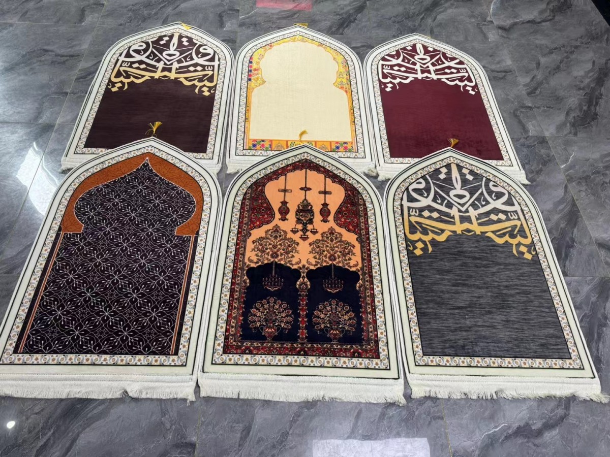 Velvet prayer blanket